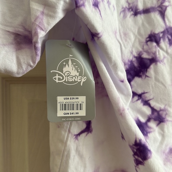 Disney Little Mermaid Crop tee - Size M - NWT - Picture 3 of 3